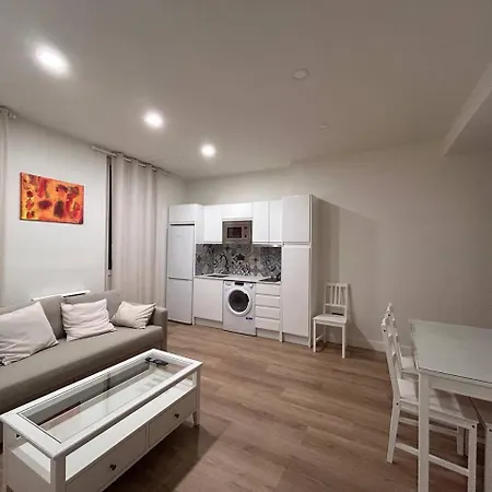 2 Privadas Con 1 Bano Privado, Salon Y Cocina Privatunterkunft