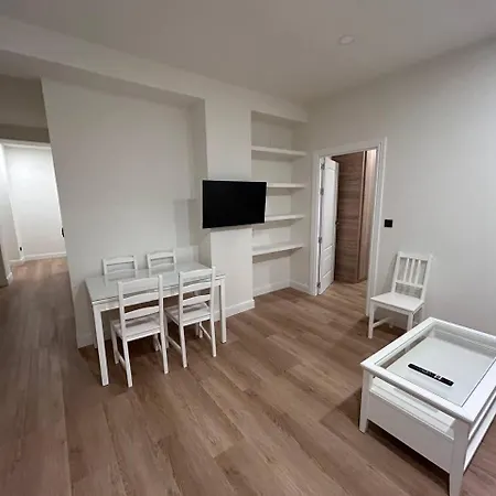 2 Privadas Con 1 Bano Privado, Salon Y Cocina Privatunterkunft